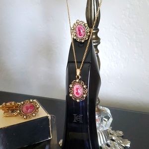 Sarah Coventry vintage glass faux rose 4 pc. Costume Jewelry set.